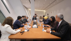 وزير السياحة والآثار ولوزان الفندقية يبحثان تطوير التعليم والتدريب